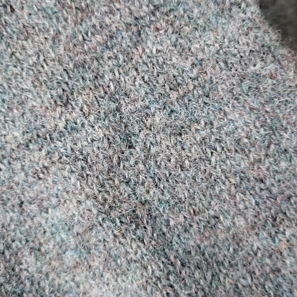 Vintage Mark Astor green grey V-neck wool blend knit pull over sweater size M - Picture 5 of 11